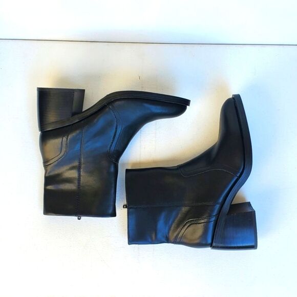 Steve Madden Phillie Womens Black Leather Block Heel Almond Toe Ankle Boot NWOB - Picture 4 of 14